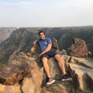 Meet your Posher, Houman